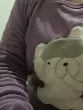 Snapshot of salma74779 chatting on February 2025 05:26:01 PM salma74779 online show from February 2025 05:26:01 PM