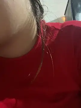 Snapshot of salma74779 chatting on March 2025 08:09:01 PM salma74779 online show from March 2025 08:09:01 PM