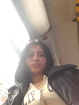 Snapshot of CHLOE_ISABELL chatting on February 2025 02:37:01 PM CHLOE ISABELL online show from February 2025 02:37:01 PM