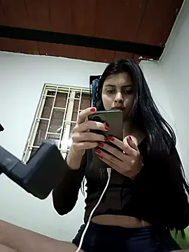 Snapshot of CHLOE_ISABELL chatting on March 2026 02:15:01 AM CHLOE ISABELL online show from March 2026 02:15:01 AM