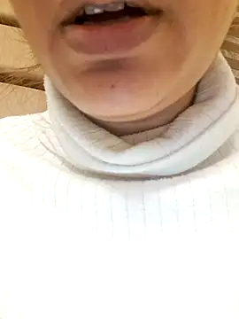 sexy beauty22 online show from February 2025 09:48:01 PM