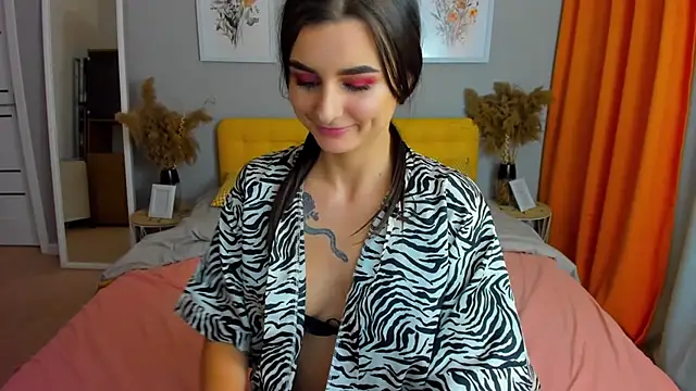Snapshot of EmmaOlsen4u chatting on February 2025 04:36:02 PM EmmaOlsen4u online show from February 2025 04:36:02 PM