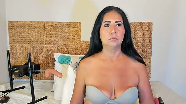 Jackiehmilf52 online show from June 2026 01:35:02 PM