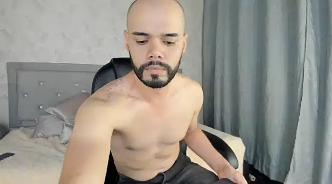 Luke Diaz7 online show from February 2025 01:44:01 AM