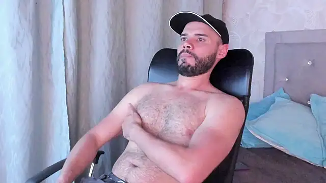 Luke Diaz7 online show from March 2025 07:35:02 PM