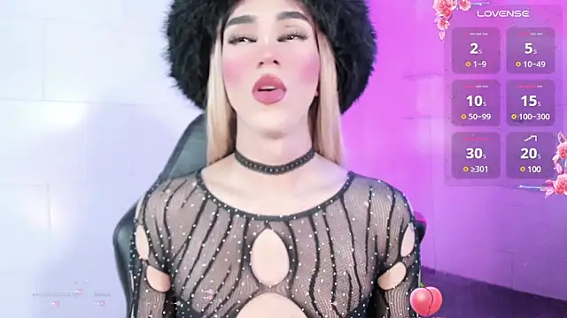 emelly horny  online show from March 2025 05:38:02 PM