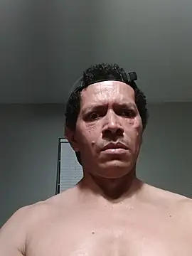 Snapshot of machoactivo1 chatting on July 2026 05:33:02 AM machoactivo1 online show from July 2026 05:33:02 AM