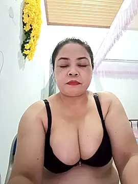 Baby-bigtits2024 online show from February 2025 02:57:01 PM