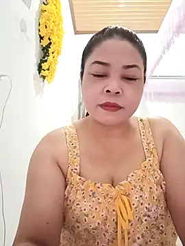 Baby-bigtits2024 online show from March 2025 03:19:01 AM