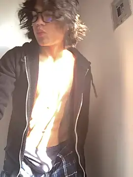 shadowsofgarden online show from February 2025 01:10:02 PM