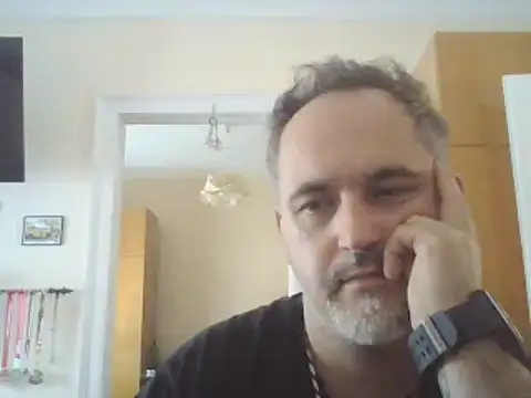 Snapshot of Szolga10 chatting on September 2025 10:15:01 AM Szolga10 online show from September 2025 10:15:01 AM