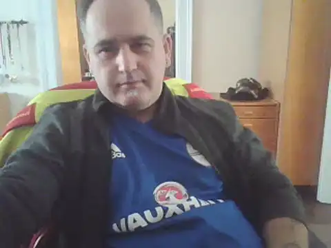 Snapshot of Szolga10 chatting on September 2025 09:58:01 AM Szolga10 online show from September 2025 09:58:01 AM