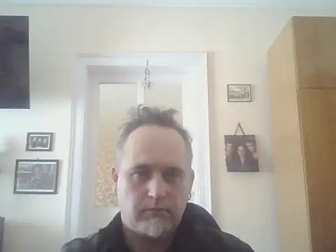 Snapshot of Szolga10 chatting on March 2026 03:07:02 PM Szolga10 online show from March 2026 03:07:02 PM