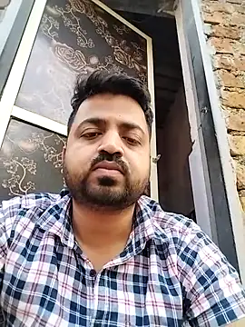Snapshot of Vij717 chatting on March 2025 05:04:02 PM Vij717 online show from March 2025 05:04:02 PM