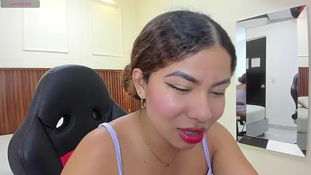 Snapshot of MELINAMARTINS chatting on September 2025 04:42:01 PM MELINAMARTINS online show from September 2025 04:42:01 PM