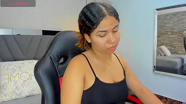 MELINAMARTINS online show from January 2026 07:19:02 PM