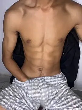 Snapshot of Hamza-Maroki chatting on October 2025 05:15:02 AM Hamza-Maroki online show from October 2025 05:15:02 AM