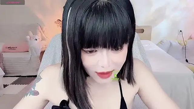 Eudora-0001 online show from October 2025 11:52:01 AM