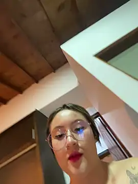 Snapshot of ValentinaOrtiz3 chatting on February 2025 04:12:02 AM ValentinaOrtiz3 online show from February 2025 04:12:02 AM