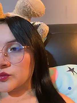 Snapshot of ValentinaOrtiz3 chatting on September 2025 12:43:01 AM ValentinaOrtiz3 online show from September 2025 12:43:01 AM