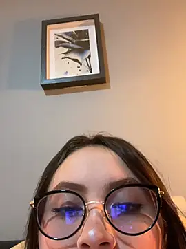 ValentinaOrtiz3 online show from May 2026 03:23:01 AM