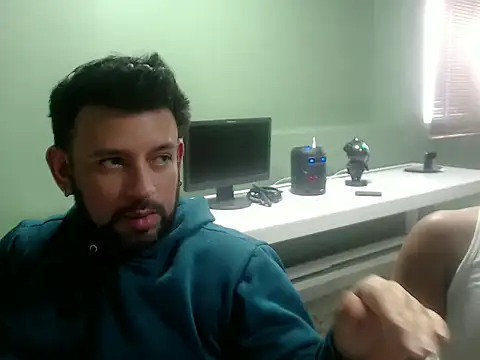 Snapshot of tonyglams chatting on September 2025 08:58:01 PM tonyglams online show from September 2025 08:58:01 PM