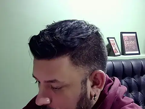 Snapshot of tonyglams chatting on October 2025 08:30:02 PM tonyglams online show from October 2025 08:30:02 PM