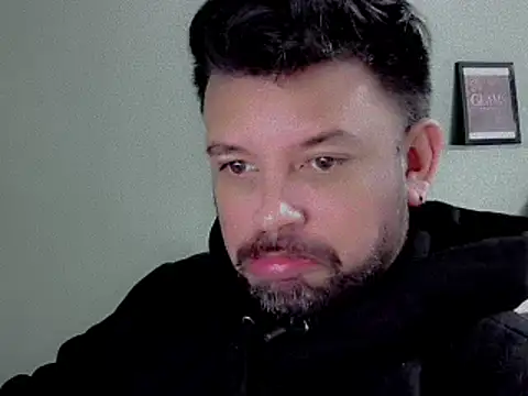 Snapshot of tonyglams chatting on November 2025 10:19:02 PM tonyglams online show from November 2025 10:19:02 PM