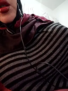 Malak-26 online show from March 2026 01:42:02 AM