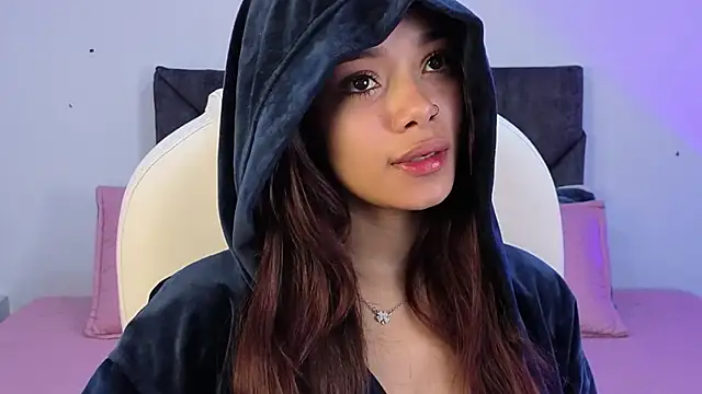 sara sharma  online show from November 2025 02:02:01 PM