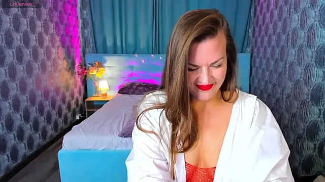 kamilla   moon online show from March 2025 05:49:02 AM