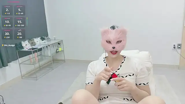 Snapshot of Kor_Cat chatting on March 2025 06:15:02 PM Kor Cat online show from March 2025 06:15:02 PM