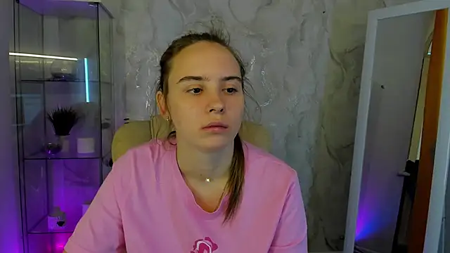 Snapshot of Lika_0ne chatting on October 2025 11:05:01 AM Lika 0ne online show from October 2025 11:05:01 AM