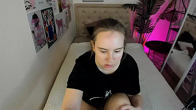 Lika 0ne online show from May 2026 12:22:02 PM