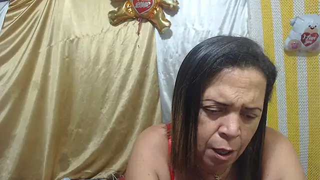 Snapshot of alina_maturehot chatting on March 2025 01:40:01 PM alina maturehot online show from March 2025 01:40:01 PM