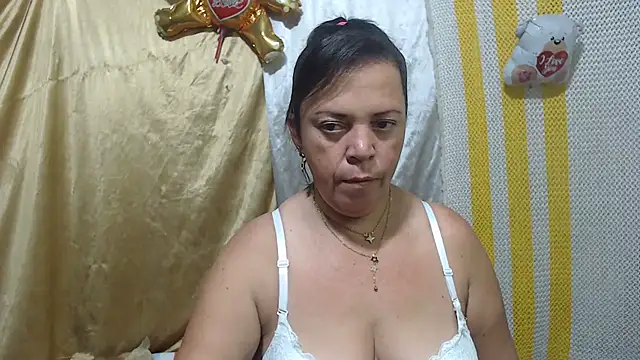 Snapshot of alina_maturehot chatting on March 2025 07:53:01 AM alina maturehot online show from March 2025 07:53:01 AM