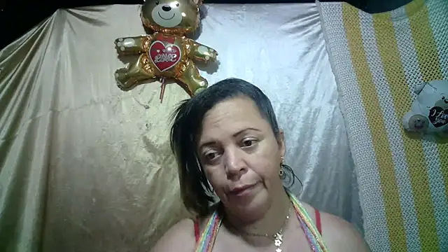 Snapshot of alina_maturehot chatting on March 2025 06:20:02 PM alina maturehot online show from March 2025 06:20:02 PM