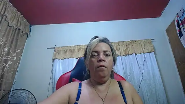 Snapshot of alina_maturehot chatting on September 2025 07:33:02 AM alina maturehot online show from September 2025 07:33:02 AM