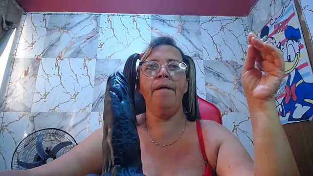 Snapshot of alina_maturehot chatting on March 2026 10:05:01 PM alina maturehot online show from March 2026 10:05:01 PM