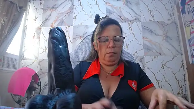 Snapshot of alina_maturehot chatting on March 2026 08:09:01 PM alina maturehot online show from March 2026 08:09:01 PM