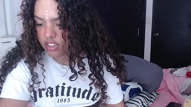 Anitta bell online show from February 2025 12:51:02 AM