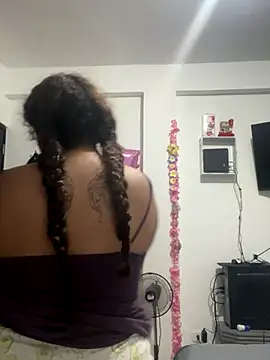 Anitta bell online show from September 2025 08:11:02 PM