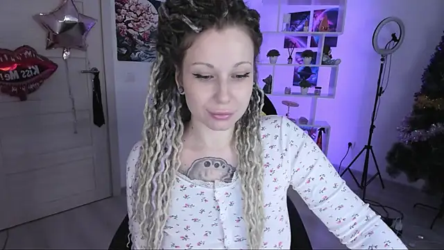 HoneySallyMoore online show from November 2025 11:18:02 AM