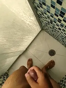 henri69 online show from February 2026 11:31:01 PM