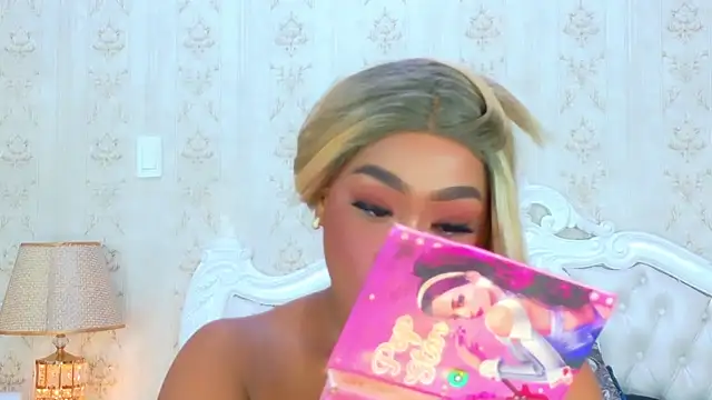 TianahGlow online show from October 2025 09:13:01 PM