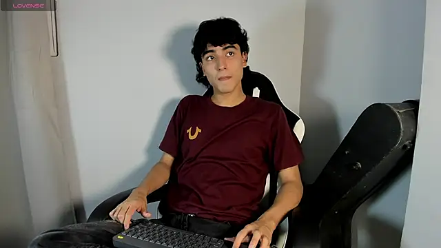 salvatore montt online show from February 2025 03:42:01 AM