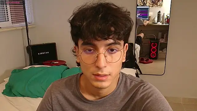 salvatore montt online show from March 2025 11:22:01 PM