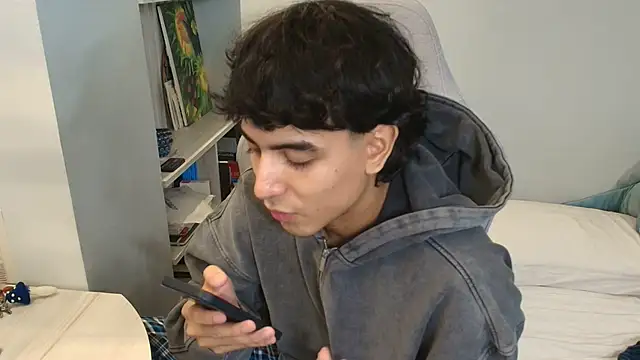 salvatore montt online show from October 2025 07:11:01 AM