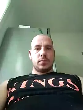 jarous32- online show from February 2025 07:26:01 AM