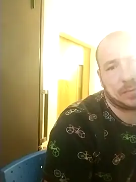 jarous32- online show from February 2025 06:11:02 AM
